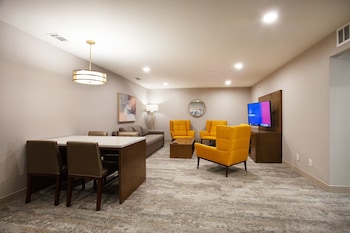 Suite, Multiple Beds, Non Smoking, Jetted Tub (Living Room;with Sofabed)