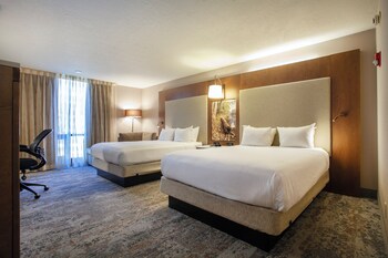 Standard Room, 2 Queen Beds, Accessible, Non Smoking