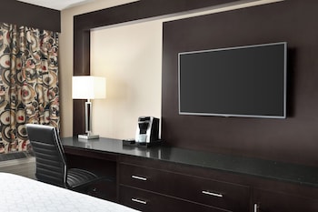 Premium Room, 1 King Bed