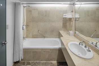 Standard Room, 2 Double Beds