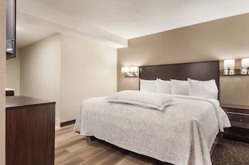 Premium Suite, Multiple Beds, Kitchenette (Upgraded Bedding & Snack, Smoke Free)
