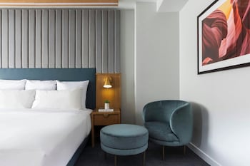Room, 1 King Bed