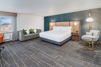 Suite, 1 King Bed