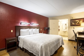 Superior Room, 1 King Bed, Accessible (Smoke Free)