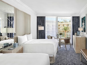 Fairmont Garden View, Twin double beds