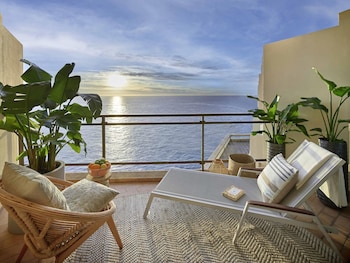 Signature sea view, One kingsize bed