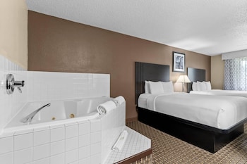 Room, Multiple Beds, Non Smoking