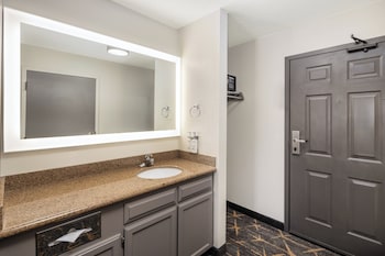 Standard Room, 2 Queen Beds