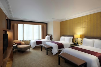 Prestige Room, Lake View, 2 Double and 1 Single