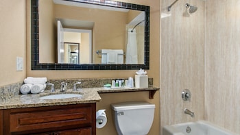 Standard Room, 1 King Bed, Balcony (Gulf View)