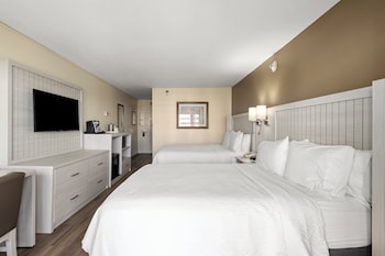 Standard Room, 2 Queen Beds, Balcony, City View