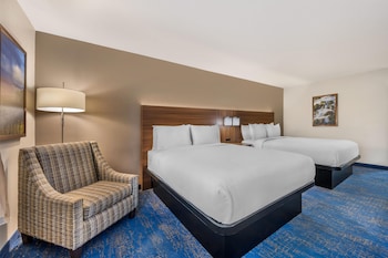 Standard Room, 2 Queen Beds, Non Smoking, Refrigerator & Microwave