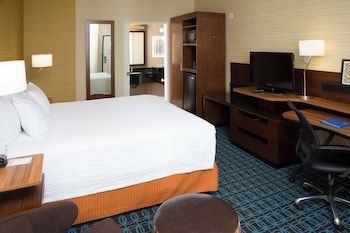 Room, 1 King Bed, Hearing Accessible (Accessible Bathtub)