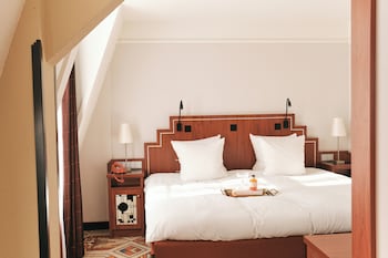 Master Suite with canal view