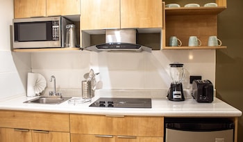 Apartment, 2 Queen Beds, Kitchenette