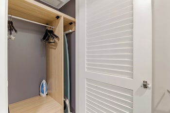 Standard Room, 2 Queen Beds