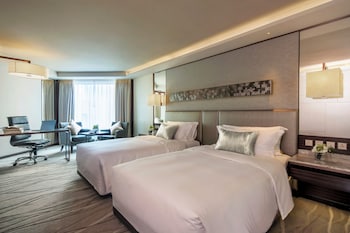 Classic Room, 2 Twin Beds, Club Lounge Access