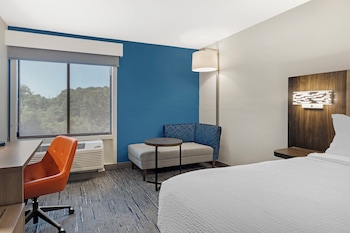 Standard Room, 1 King Bed
