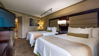 Double Room, 2 Queen Beds, Patio, Courtyard View