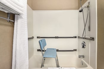 Room, 2 Queen Beds, Accessible, Non Smoking