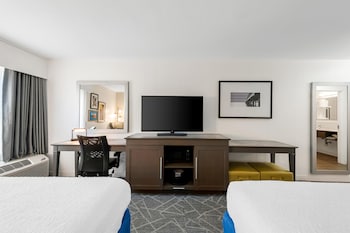 Room, 2 Queen Beds