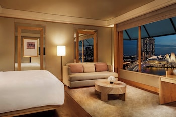 Deluxe Room, 1 King Bed, Bay View(Deluxe Marina)