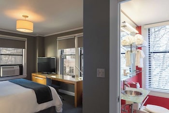 Premium Room, 1 King Bed (Max King)