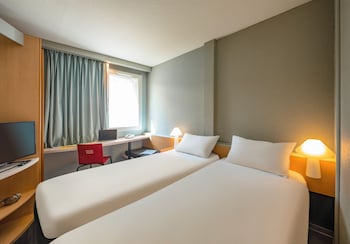 Standard Room, 2 Twin Beds