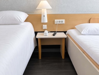 Standard Room, Multiple Beds