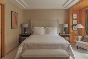 Grand Terrace Suite