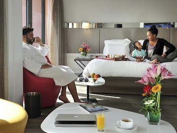 Junior Suite, 1 King Bed, Sea View