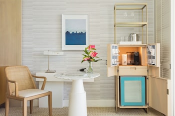 Room, 1 King Bed, Oceanfront