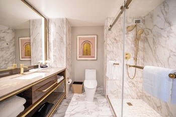 Marra Style Signature Junior Suite