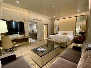 Marra Style Signature Junior Suite