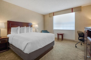 Suite, 2 Queen Beds, Non Smoking, Refrigerator