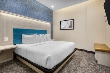 Suite, Multiple Beds, Non Smoking, Kitchenette (Living Room;with Sofabed)