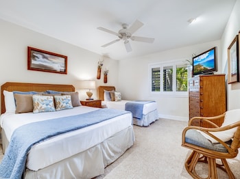 Condo, 2 Bedrooms, Oceanfront (B205)