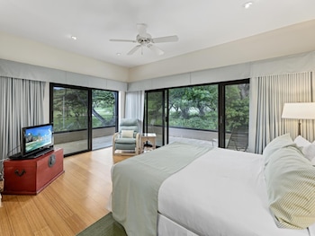 Condo, 2 Bedrooms, Oceanfront (C207)