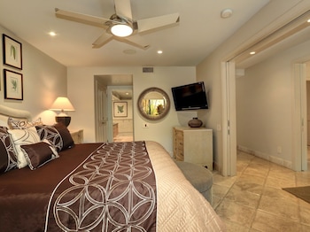 Condo, 2 Bedrooms, Oceanfront (E102)
