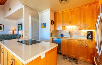 Condo, Beach View (B305)