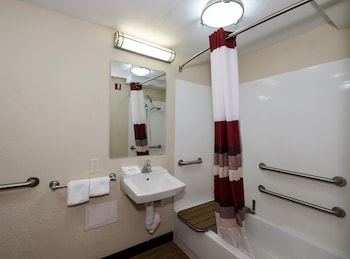 Deluxe Room, 2 Double Beds, Accessible, Non Smoking (Roll-In Shower)