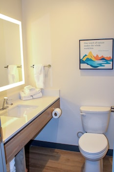 Suite, Multiple Beds, Non Smoking