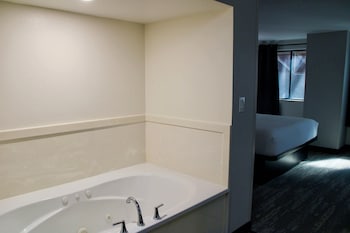 Suite, Multiple Beds, Non Smoking
