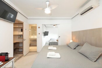 Standard Room, Connecting Rooms
