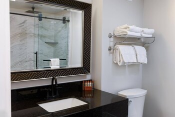 Premium Room, 1 King Bed
