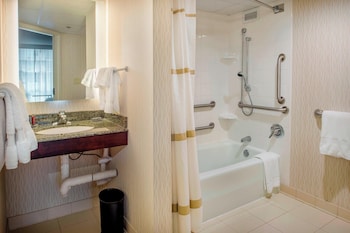 Standard Room, 1 King Bed (Mobility/Hearing Accessible, Tub)
