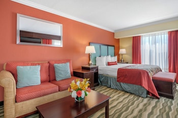 Suite, 1 King Bed, Non Smoking (Shower Only)