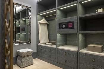 Imperial Suite