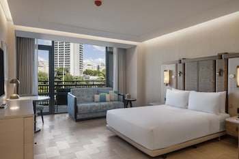 Deluxe Room, 1 Queen Bed