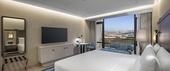 King Deluxe Room - Bosphorus View